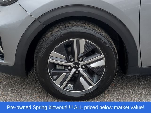 2022 Kia Niro LXS
