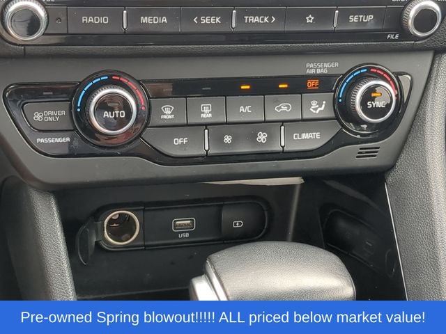 2022 Kia Niro LXS