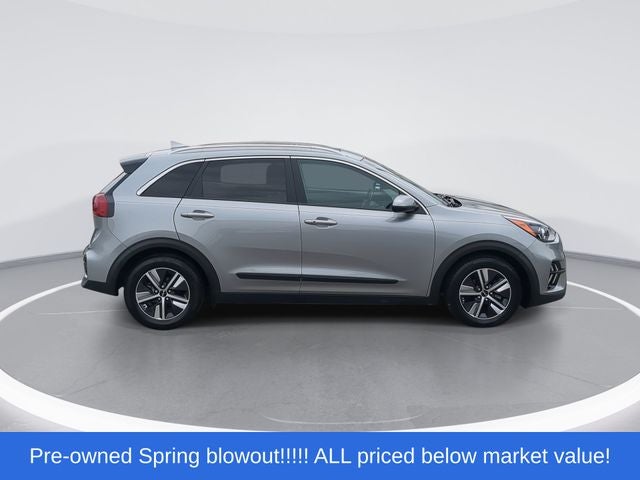 2022 Kia Niro LXS