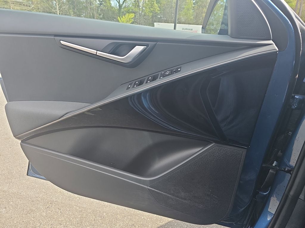 2023 Kia Niro EX Touring