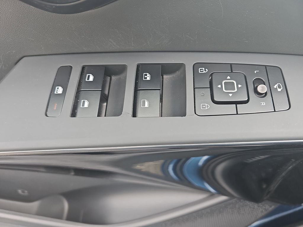 2023 Kia Niro EX Touring