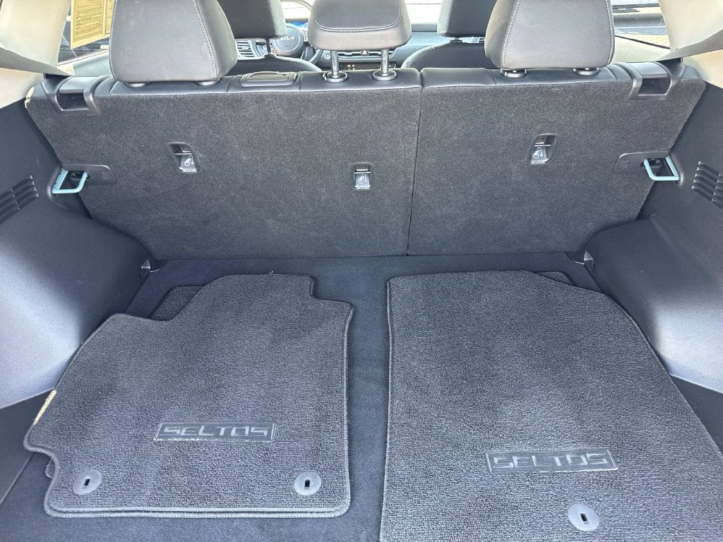 2024 Kia Seltos EX