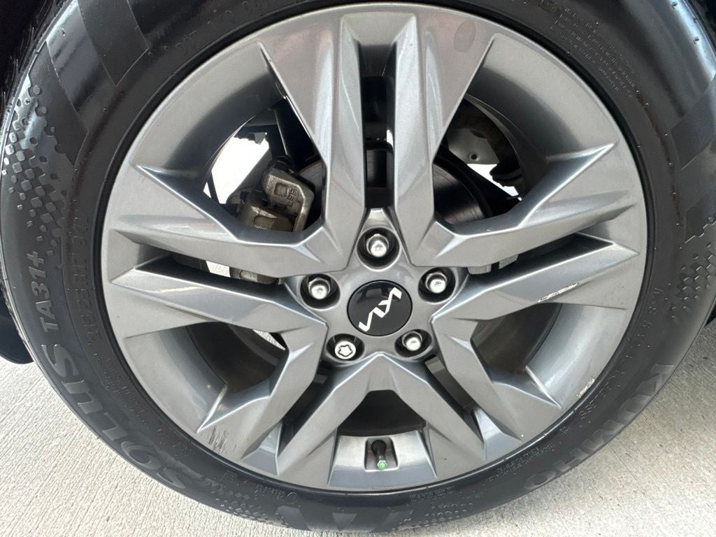 2023 Kia Seltos S