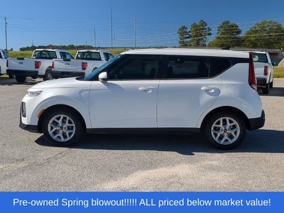 2022 Kia Soul LX