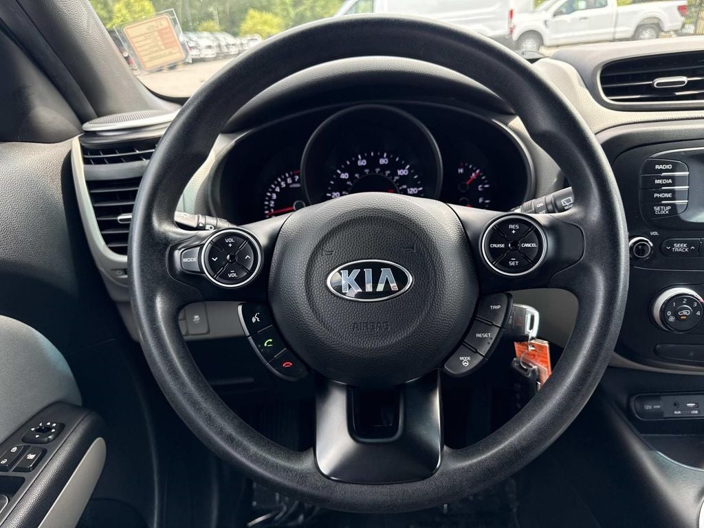 2016 Kia Soul Base