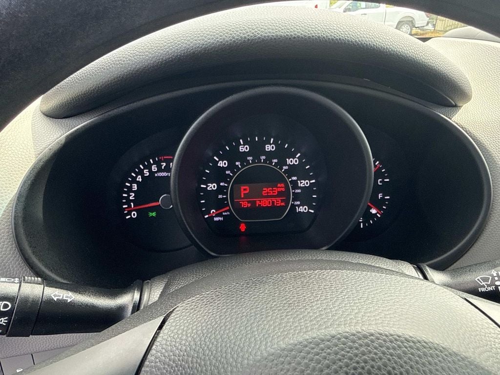 2016 Kia Soul Base