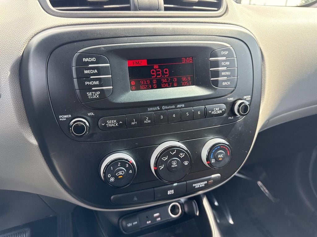 2016 Kia Soul Base