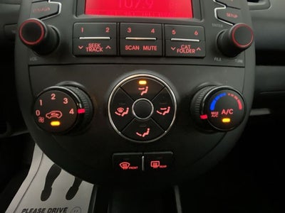 2013 Kia Soul Base
