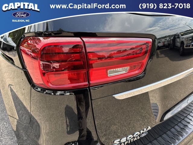 2021 Kia Sedona LX