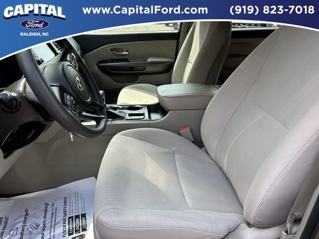 2021 Kia Sedona LX