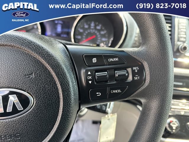 2021 Kia Sedona LX