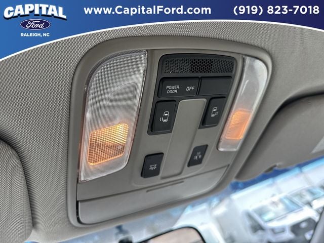 2021 Kia Sedona LX