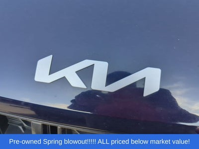 2022 Kia Carnival LXS