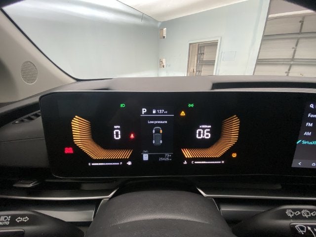 2025 Kia Carnival LX