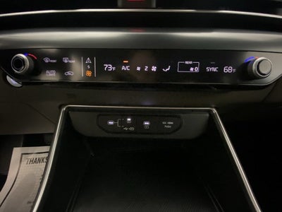 2025 Kia Carnival LX