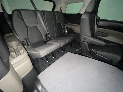 2025 Kia Carnival LX