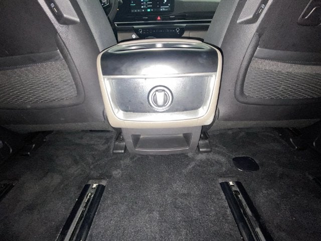 2025 Kia Carnival LX