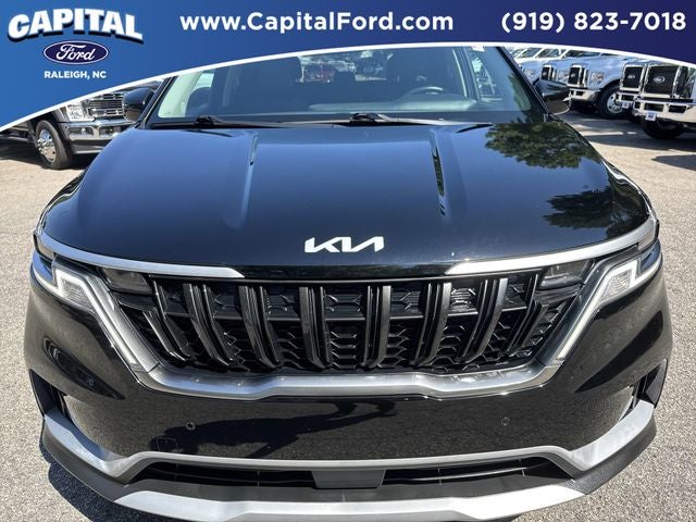 2024 Kia Carnival EX