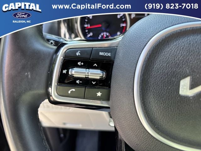2024 Kia Carnival EX