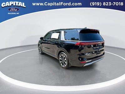 2024 Kia Carnival EX