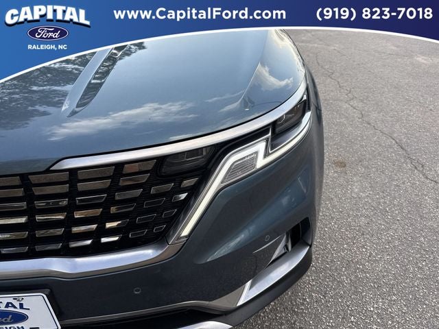 2024 Kia Carnival SX