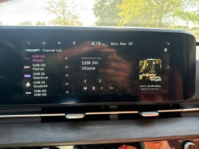 2023 Kia Carnival SX