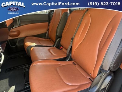 2025 Kia Carnival SX