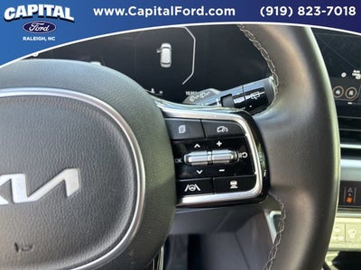 2025 Kia Carnival SX