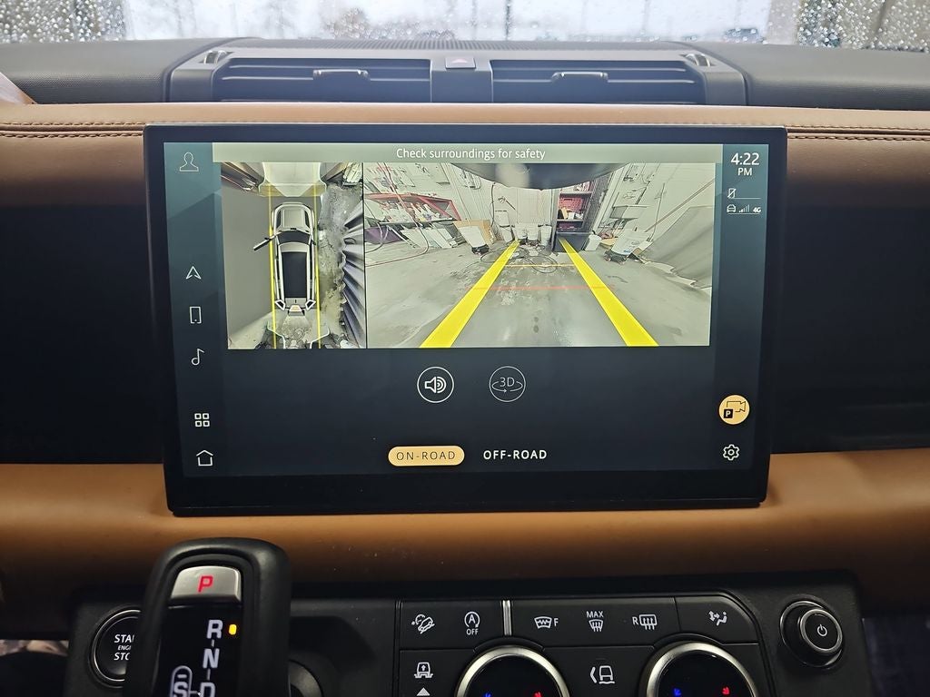 2023 Land Rover Defender 130 X-Dynamic SE