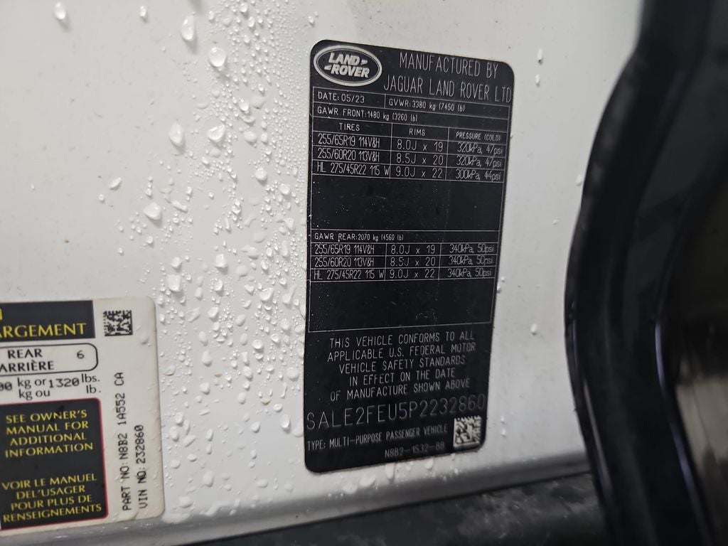 2023 Land Rover Defender 130 X-Dynamic SE