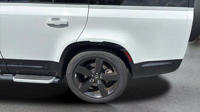 2023 Land Rover Defender 130 X-Dynamic SE