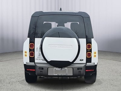 2023 Land Rover Defender 130 X-Dynamic SE