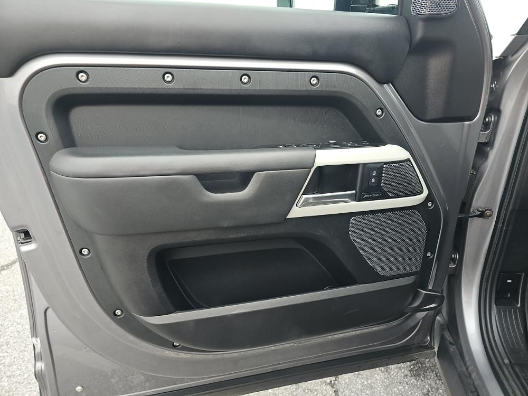 2020 Land Rover Defender 110 HSE