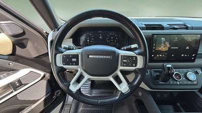 2022 Land Rover Defender 110 SE