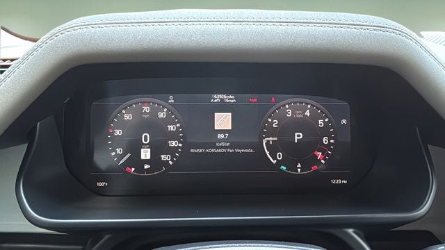 2022 Land Rover Defender 110 SE