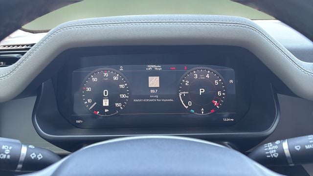2022 Land Rover Defender 110 SE