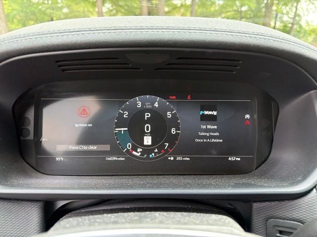 2024 Land Rover Discovery Dynamic SE