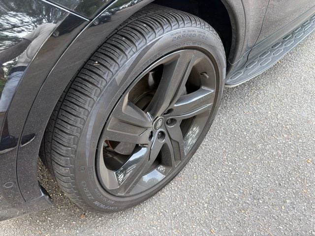 2024 Land Rover Discovery Dynamic SE