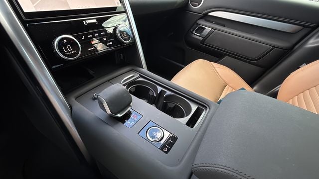 2026 Land Rover Discovery Gemini Edition
