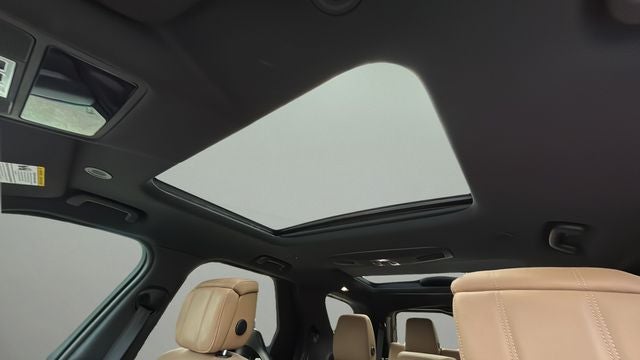 2026 Land Rover Discovery Gemini Edition