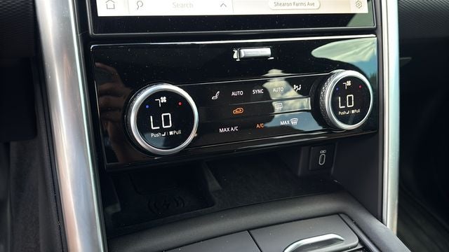 2026 Land Rover Discovery Gemini Edition