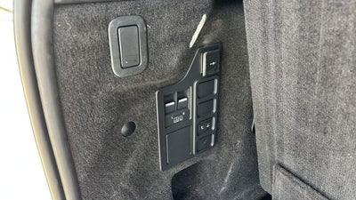 2026 Land Rover Discovery Gemini Edition