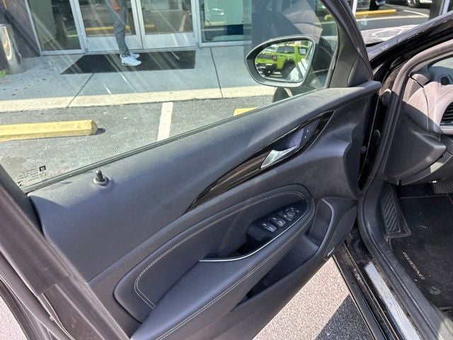 2018 Buick Regal Essence