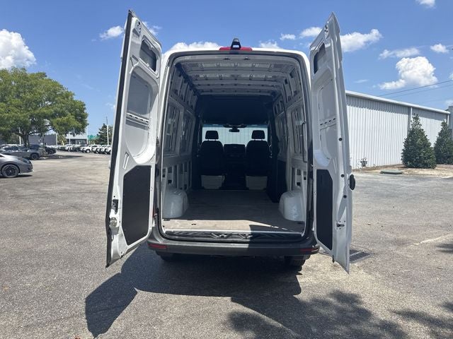 2025 Mercedes-Benz Sprinter 2500 Cargo 144 WB