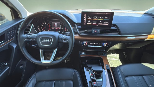 2023 Audi Q5 40 Premium quattro