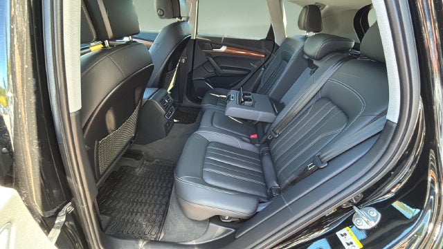 2023 Audi Q5 40 Premium quattro
