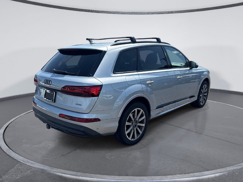 2023 Audi Q7 45 Premium Plus quattro