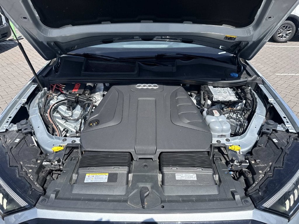 2023 Audi Q7 45 Premium Plus quattro