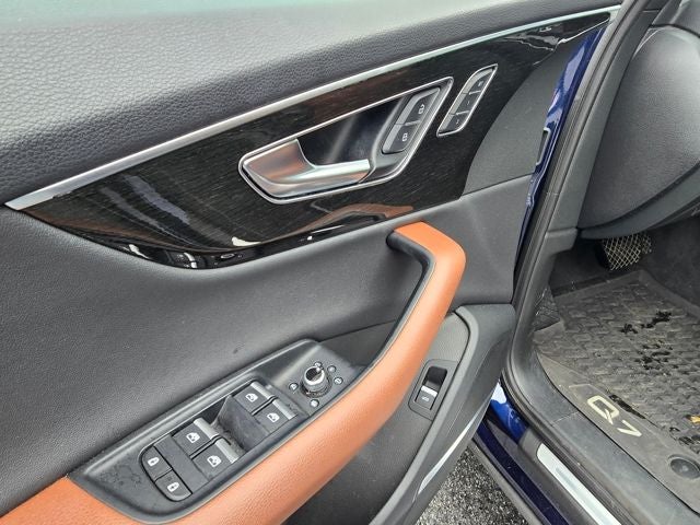 2022 Audi Q7 55 Premium Plus quattro