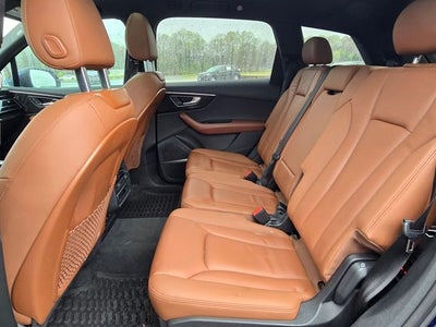 2022 Audi Q7 55 Premium Plus quattro